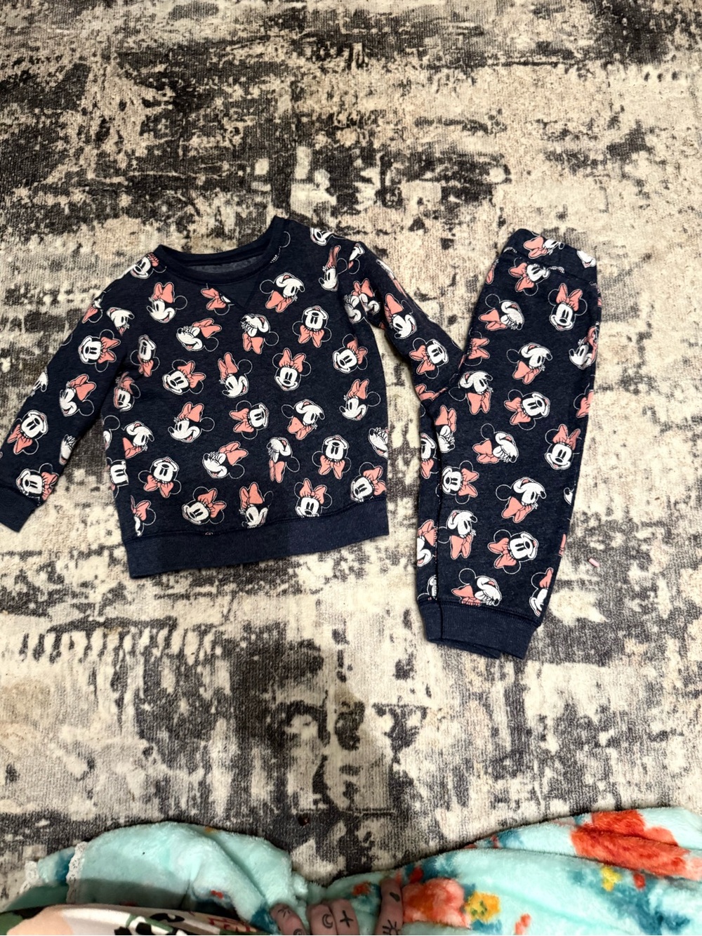 & Other Stories Navy and Pink Minnie Mouse Sweatshirt & Joggers Set